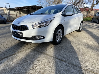 KIA CEE'D SW 1.4i CVVT (kombi) FIFA LIMITED