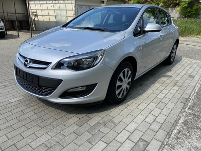 OPEL Astra J 1.4i