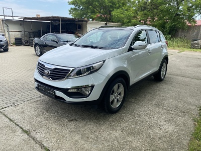 KIA Sportage 1.6 GDI NAVI-Park pilót-Panoráma üvegtető-Multikormány-Tempomat-Kamera-4xülésfűtés